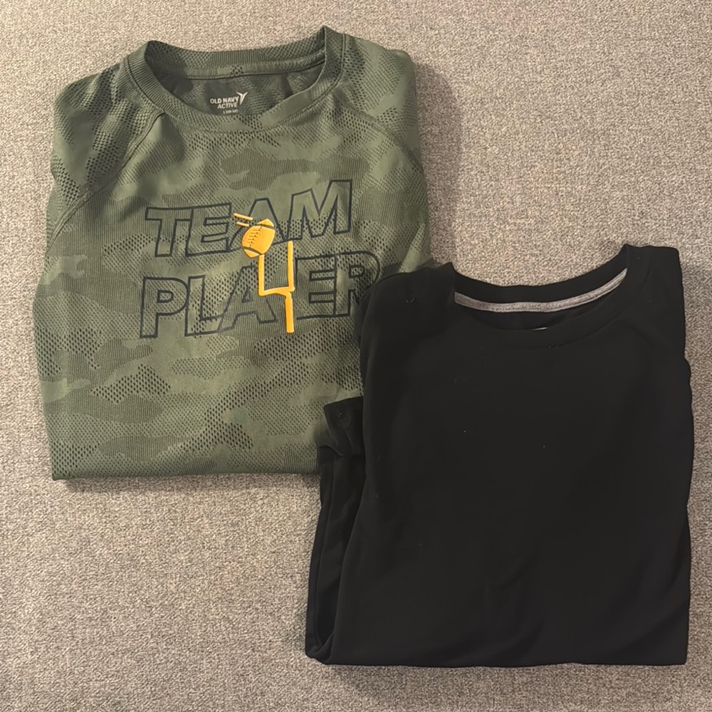 5/$15- Kids Team Player Green and Black Shirts